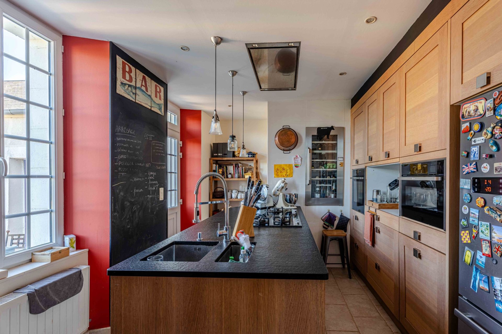 house 11 Rooms for sale on BAYEUX (14400)