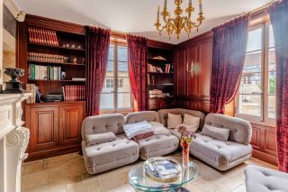 house 12 Rooms for sale on CREULLY (14480)
