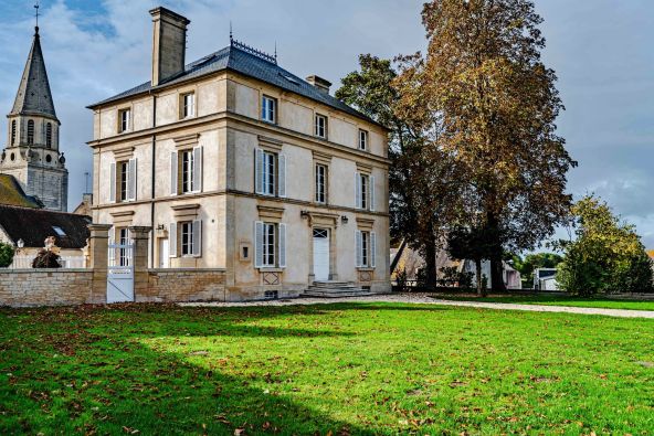 Vente Maison Creully 12&nbsp;Pièces 272&nbsp;m²
