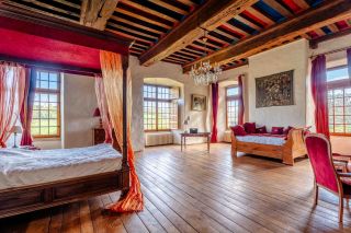 maison 20 Pièces en vente sur AGNEAUX (50180)