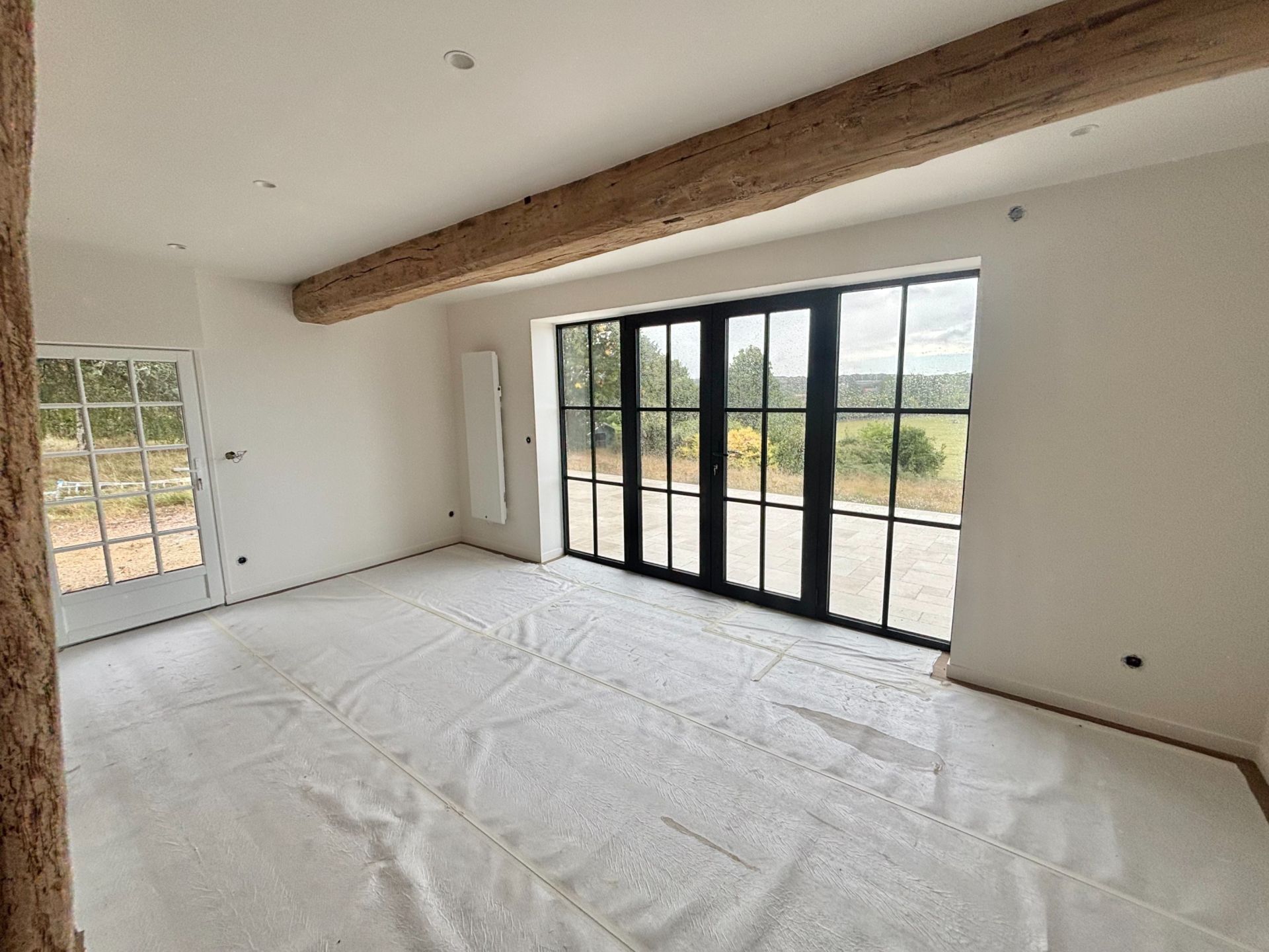 house 7 Rooms for sale on MEZIDON VALLEE D AUGE (14140)