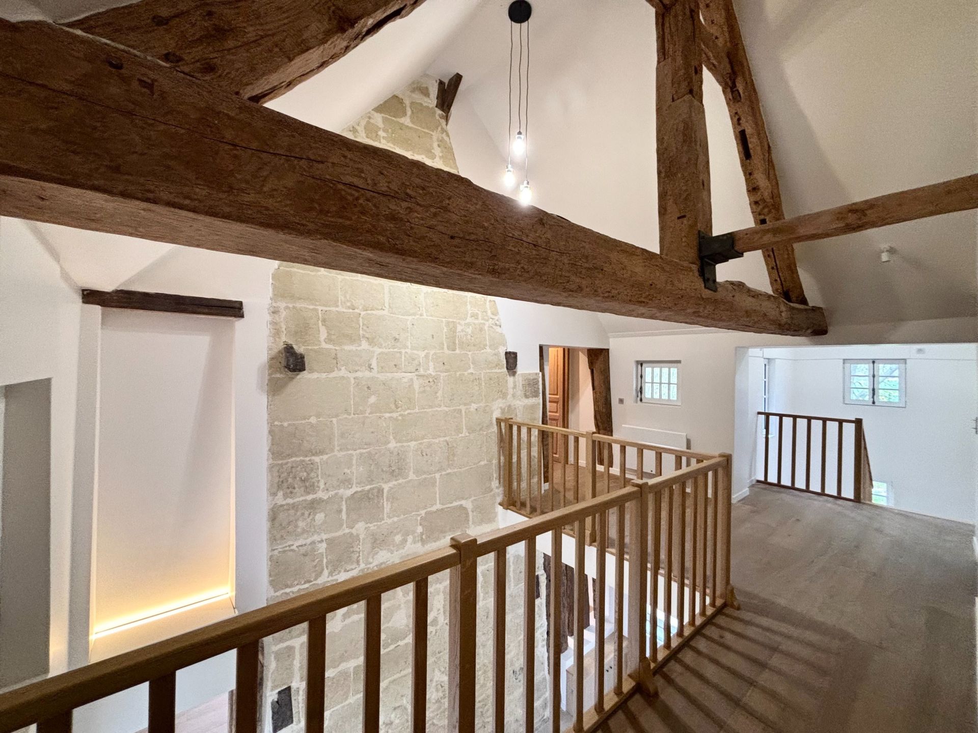 house 7 Rooms for sale on MEZIDON VALLEE D AUGE (14140)