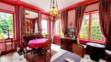 mansion 16 Rooms for sale on PONT L EVEQUE (14130)