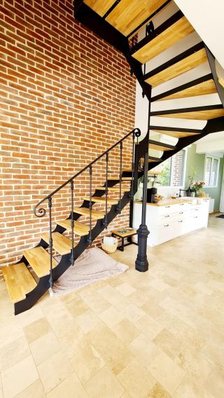 house 5 Rooms for sale on PONT L EVEQUE (14130)