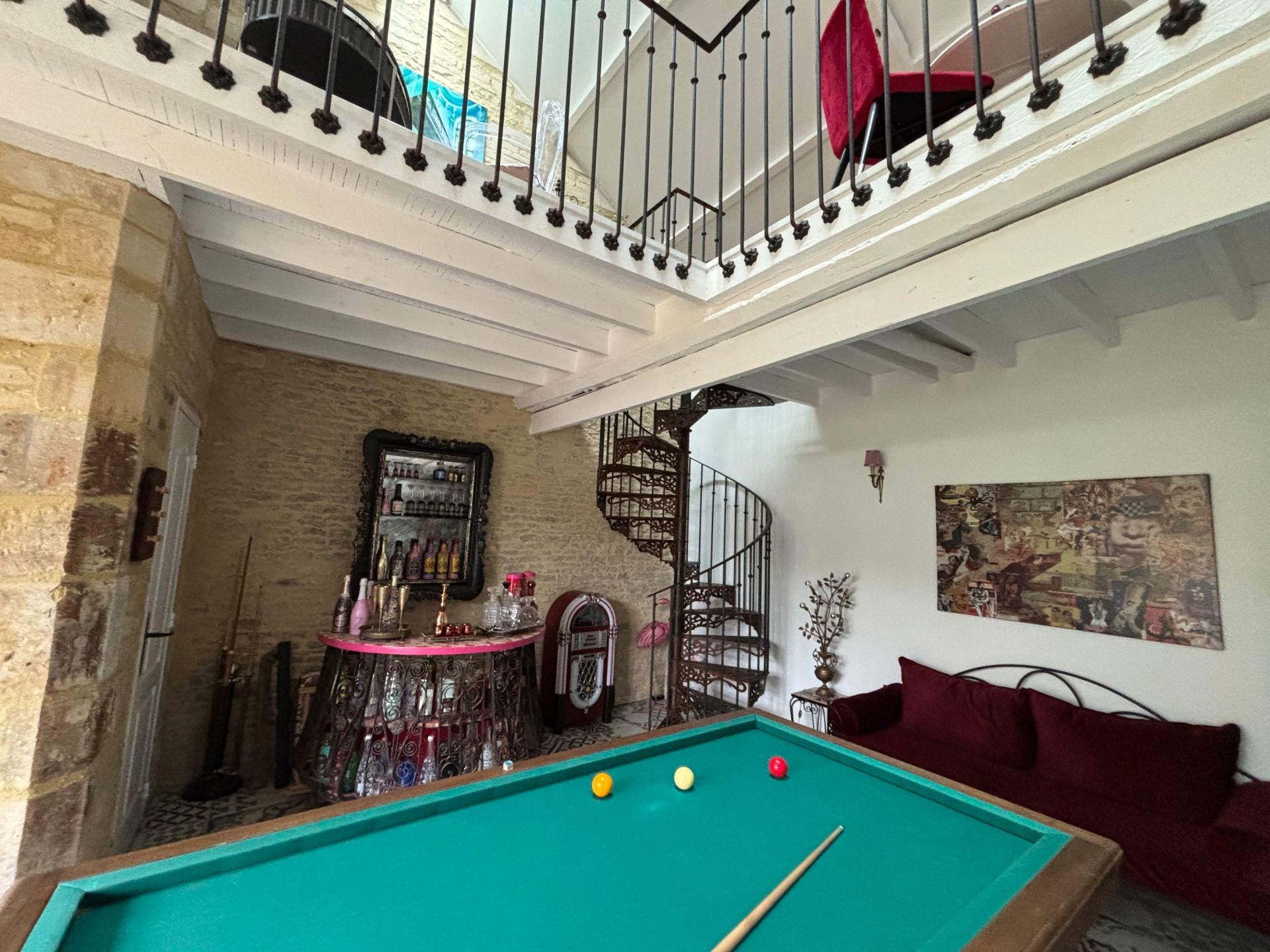 mansion 10 Rooms for sale on ROTS (14740)