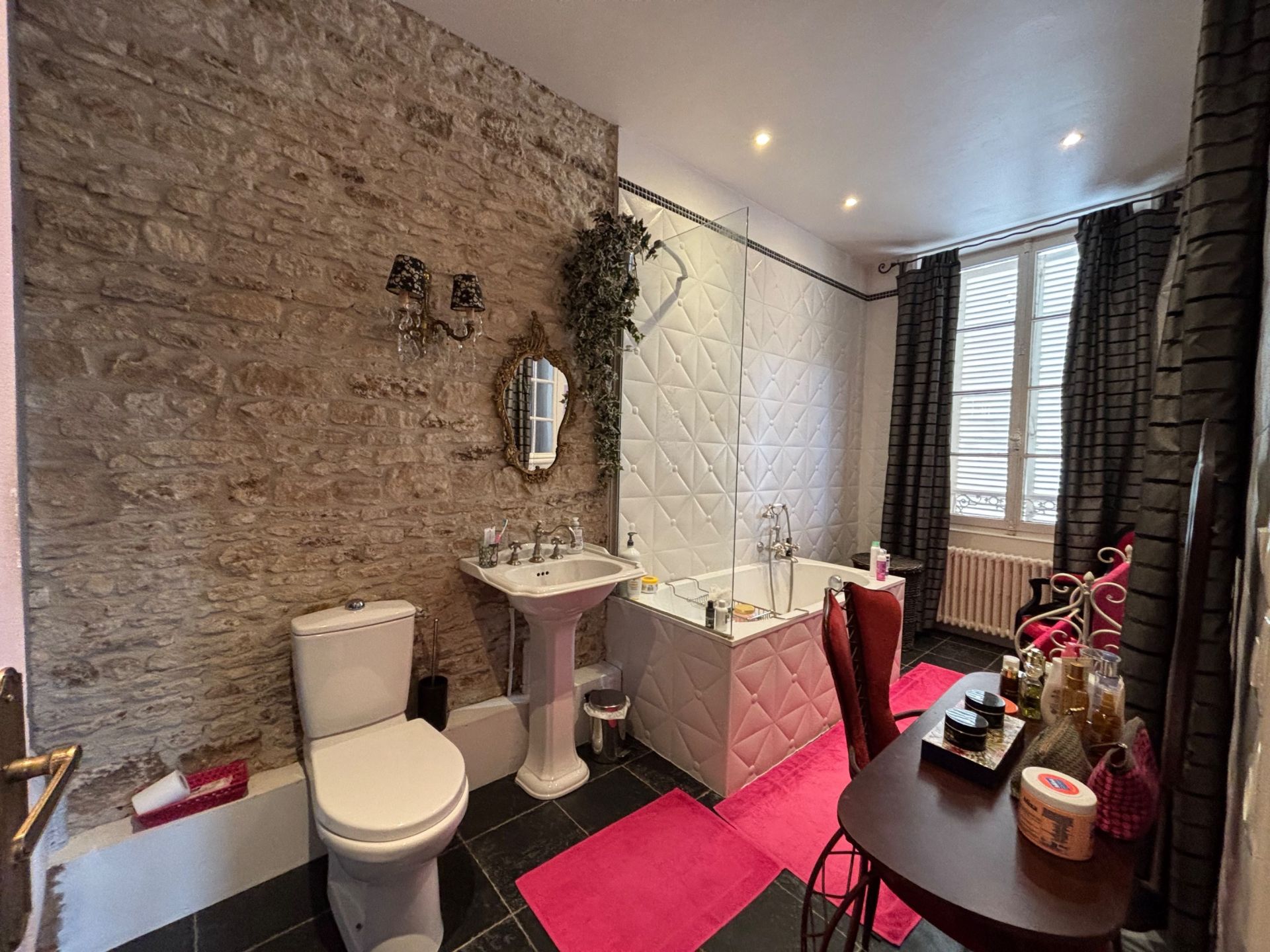 mansion 10 Rooms for sale on ROTS (14740)