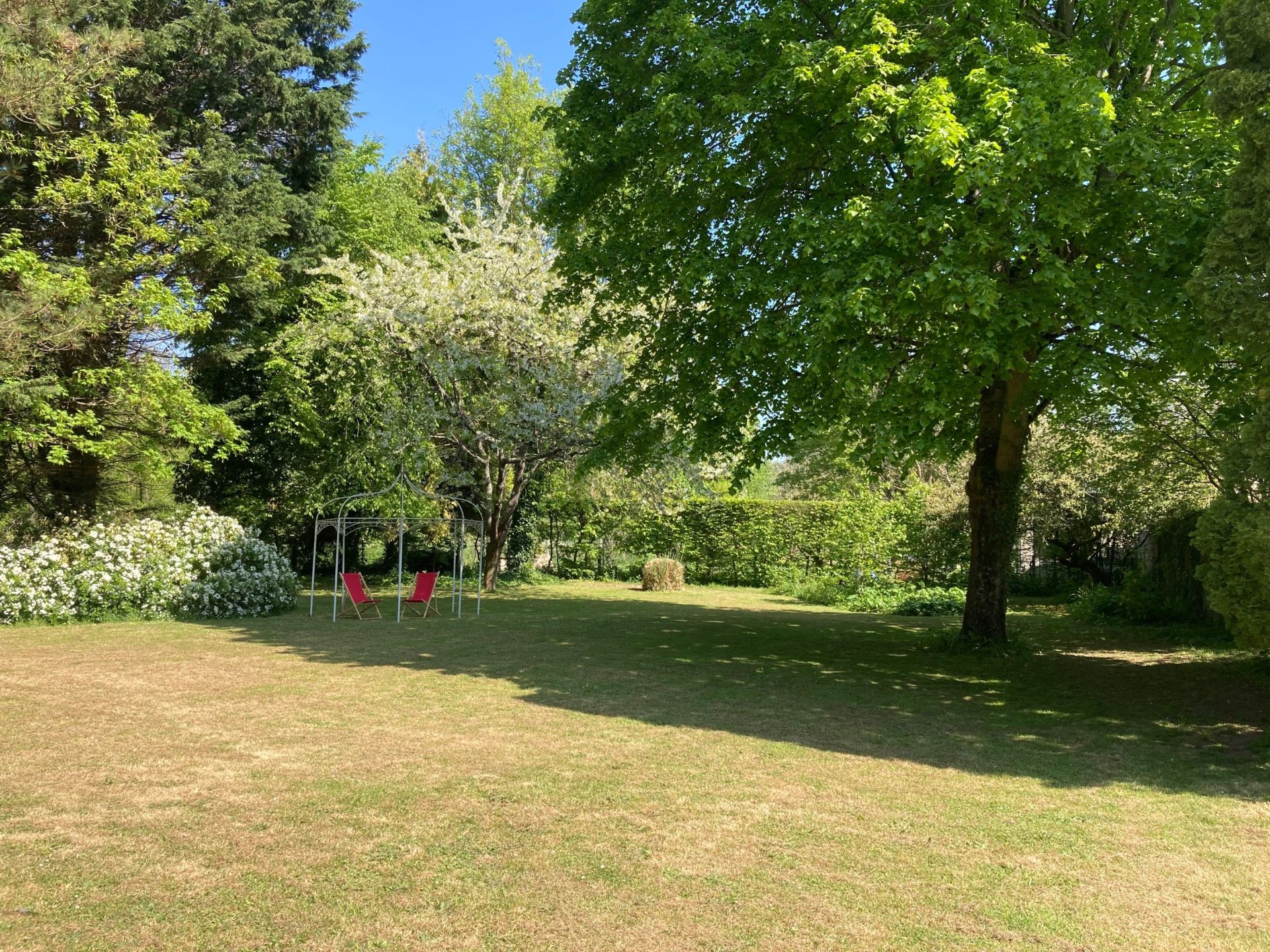 mansion 10 Rooms for sale on ROTS (14740)