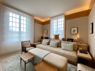 house 10 Rooms for sale on DEAUVILLE (14800)