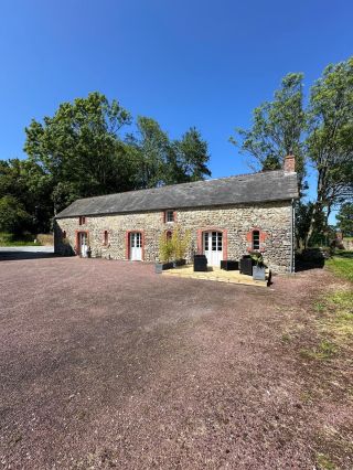 maison 13 Pièces en vente sur STE MERE EGLISE (50480)