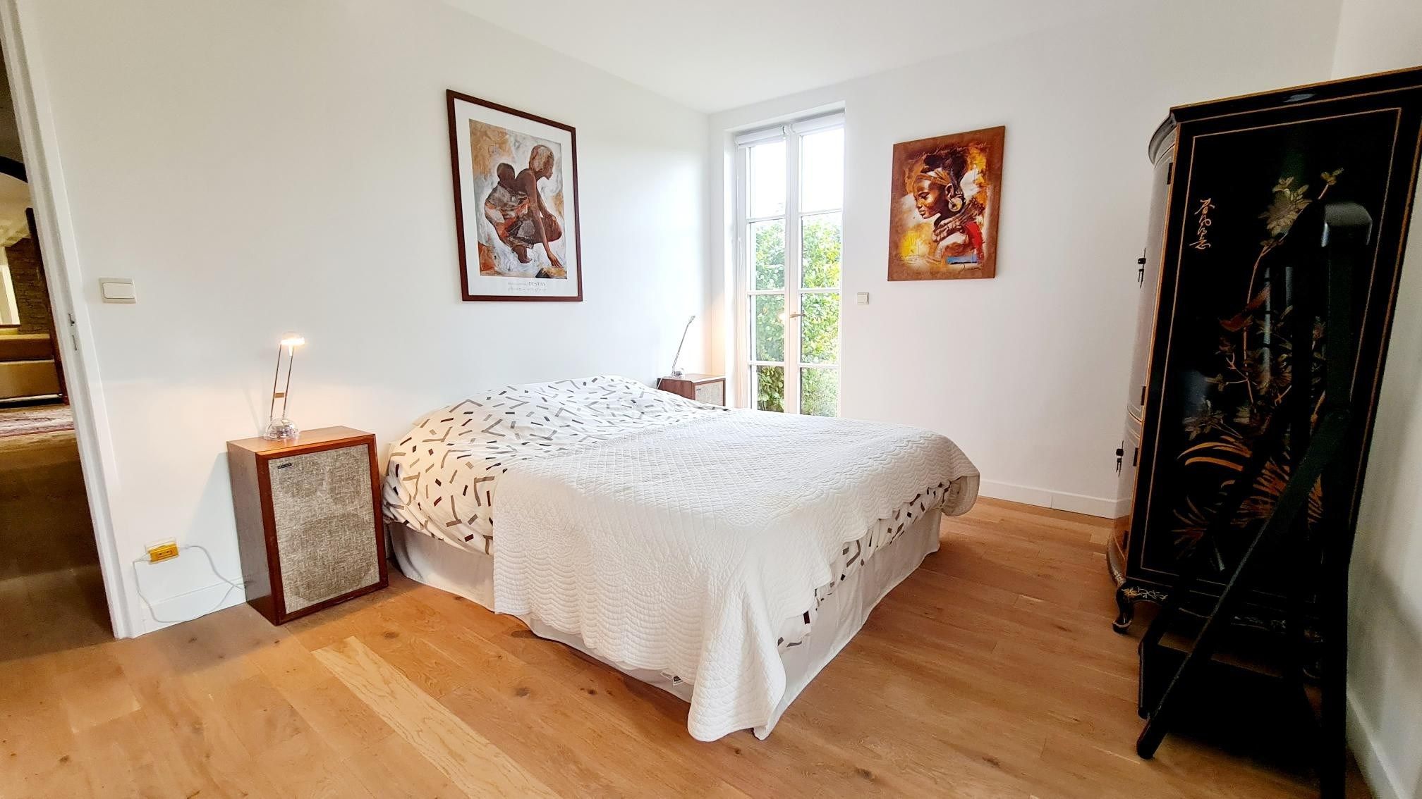 house 9 Rooms for sale on QUETTEVILLE (14130)