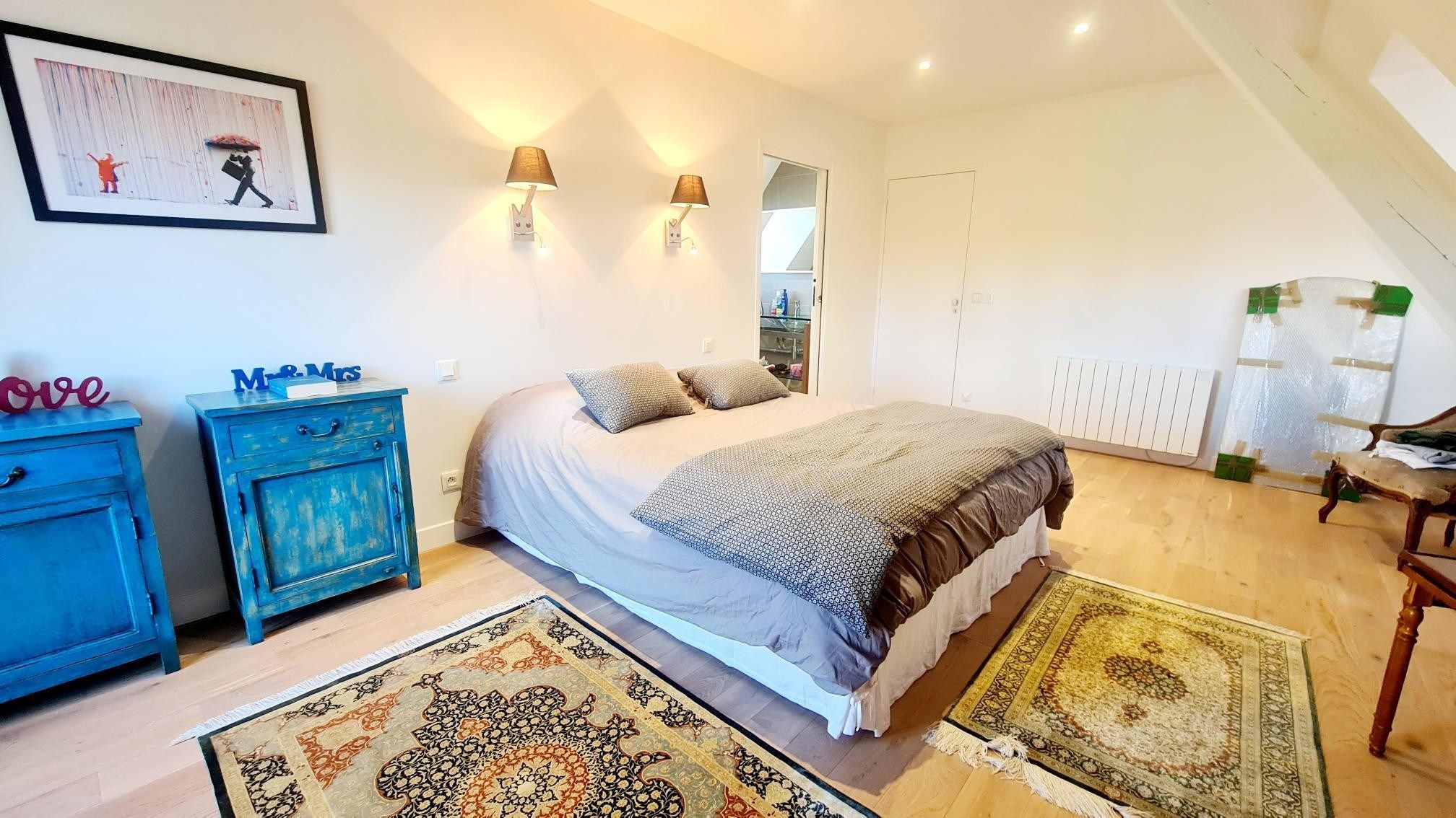 house 9 Rooms for sale on QUETTEVILLE (14130)