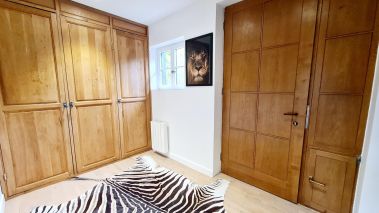 house 9 Rooms for sale on QUETTEVILLE (14130)