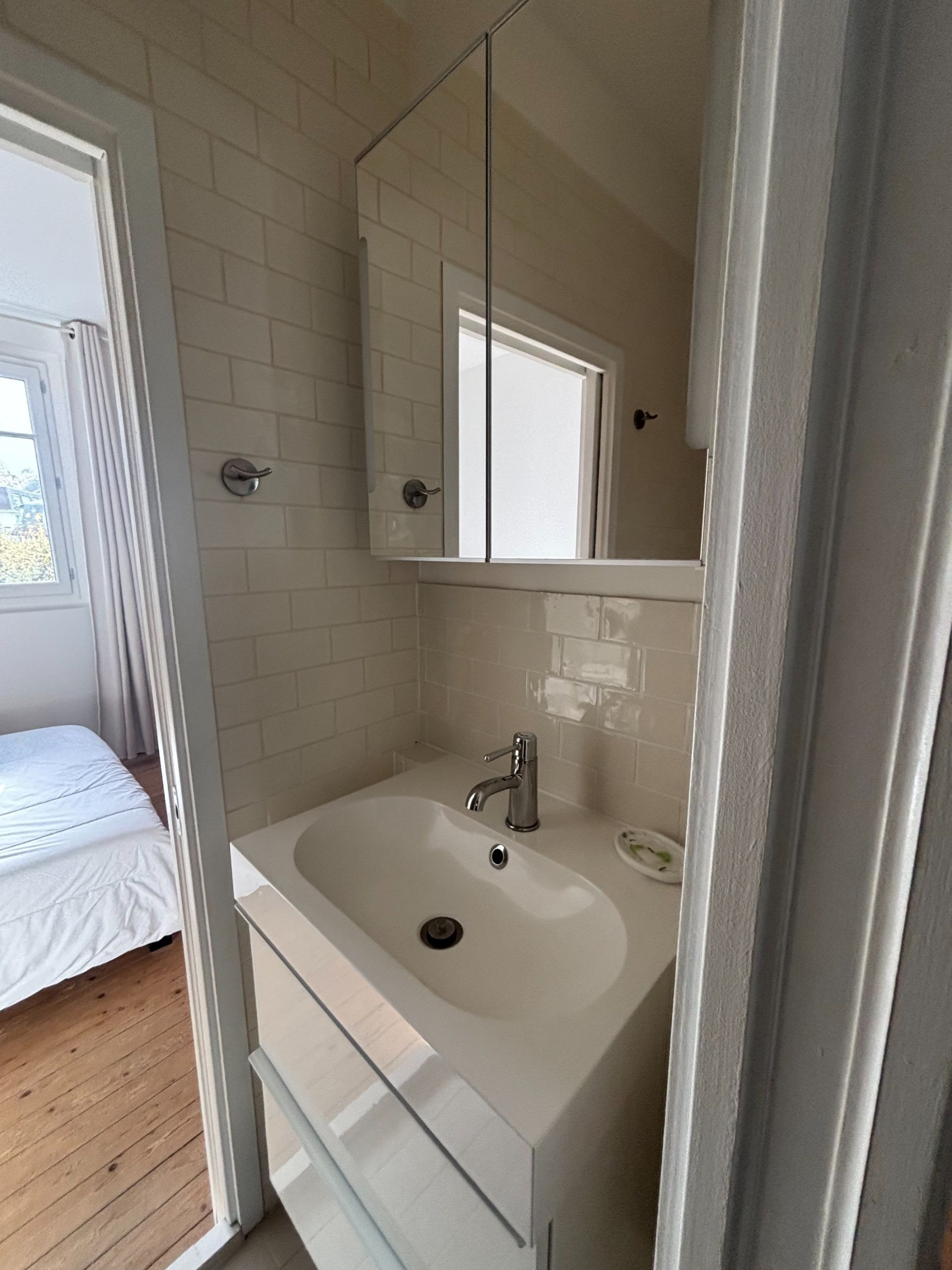 apartment 6 Rooms for sale on VILLERS SUR MER (14640)