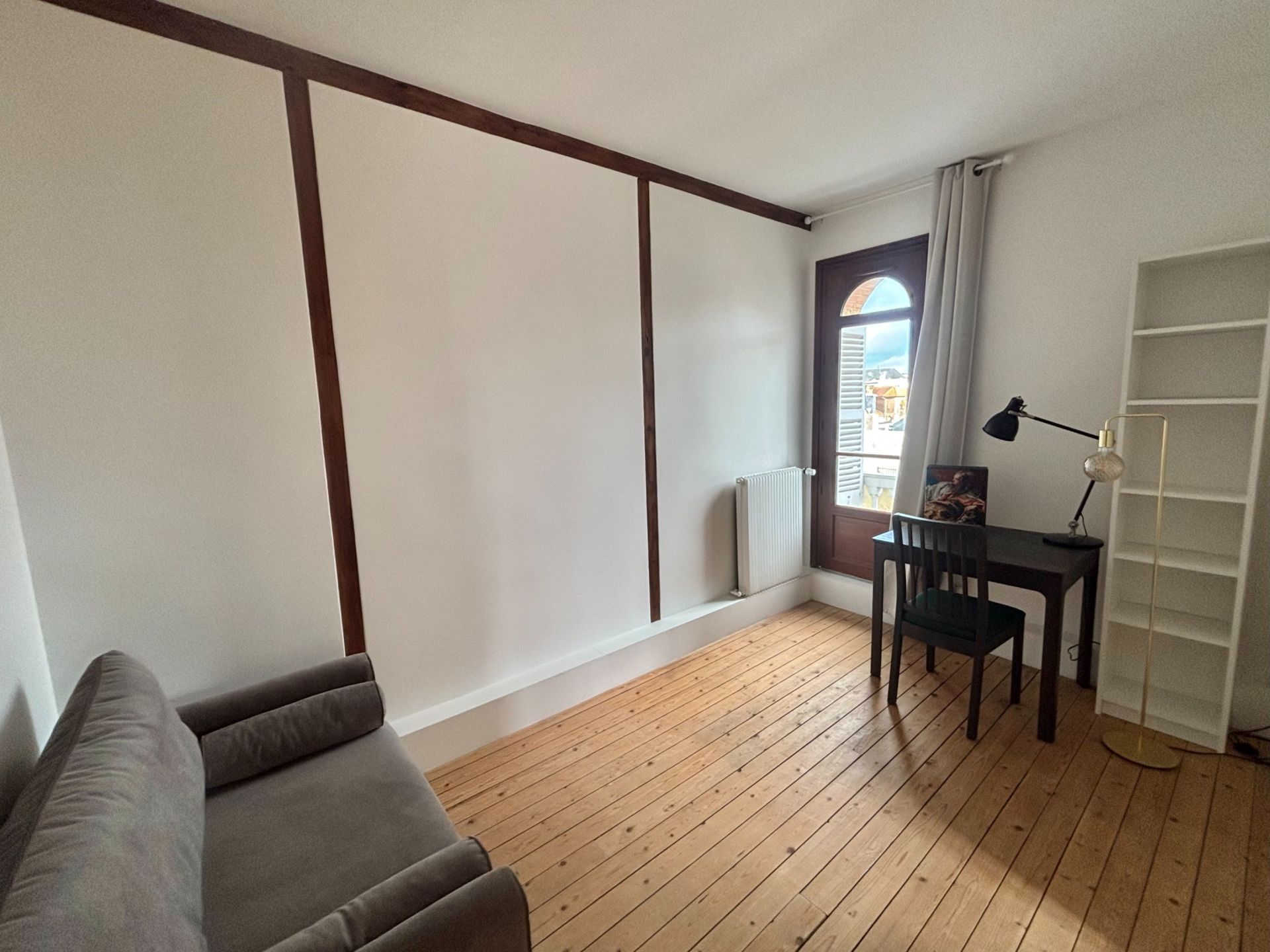 apartment 6 Rooms for sale on VILLERS SUR MER (14640)
