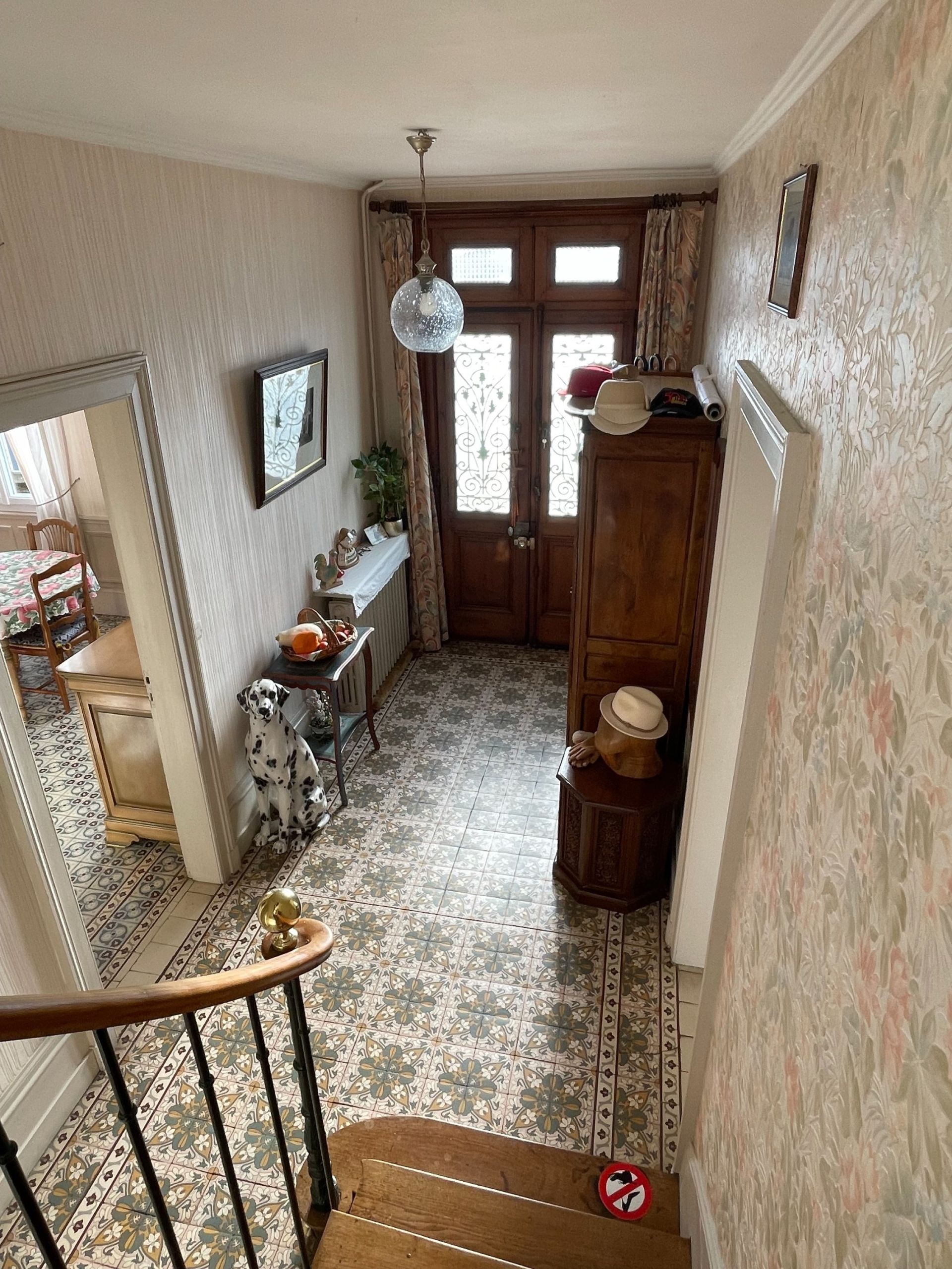 mansion 5 Rooms for sale on ST SAENS (76680)
