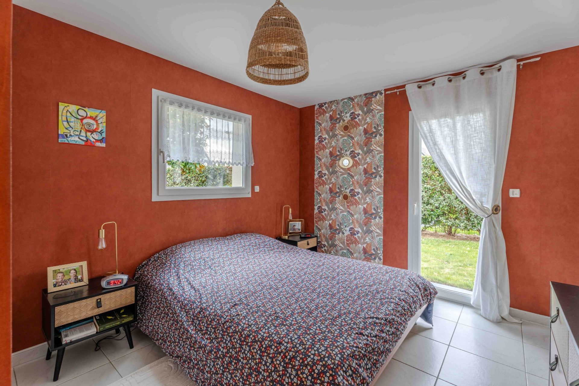 house 8 Rooms for sale on BERNIERES SUR MER (14990)