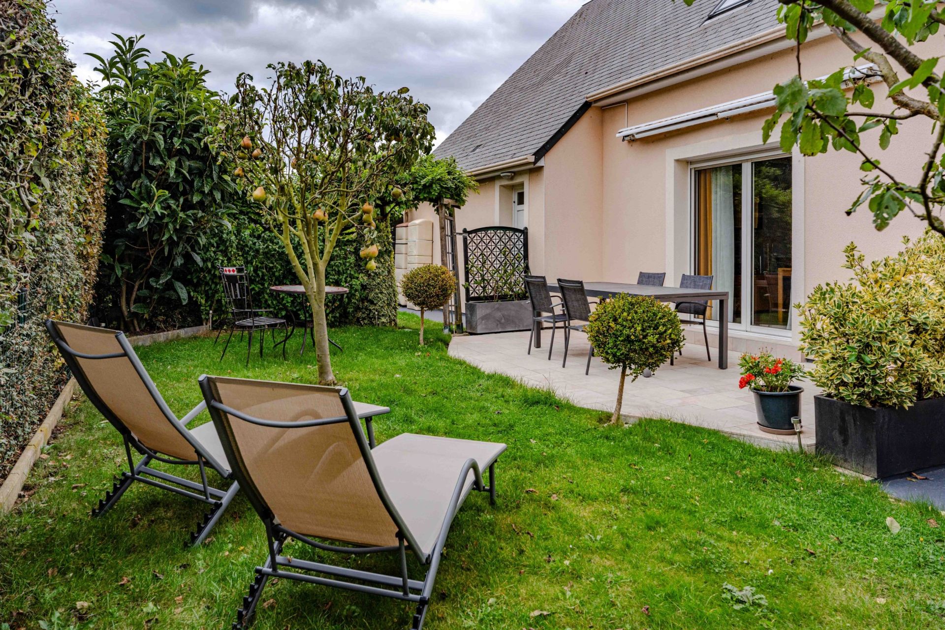 house 8 Rooms for sale on BERNIERES SUR MER (14990)