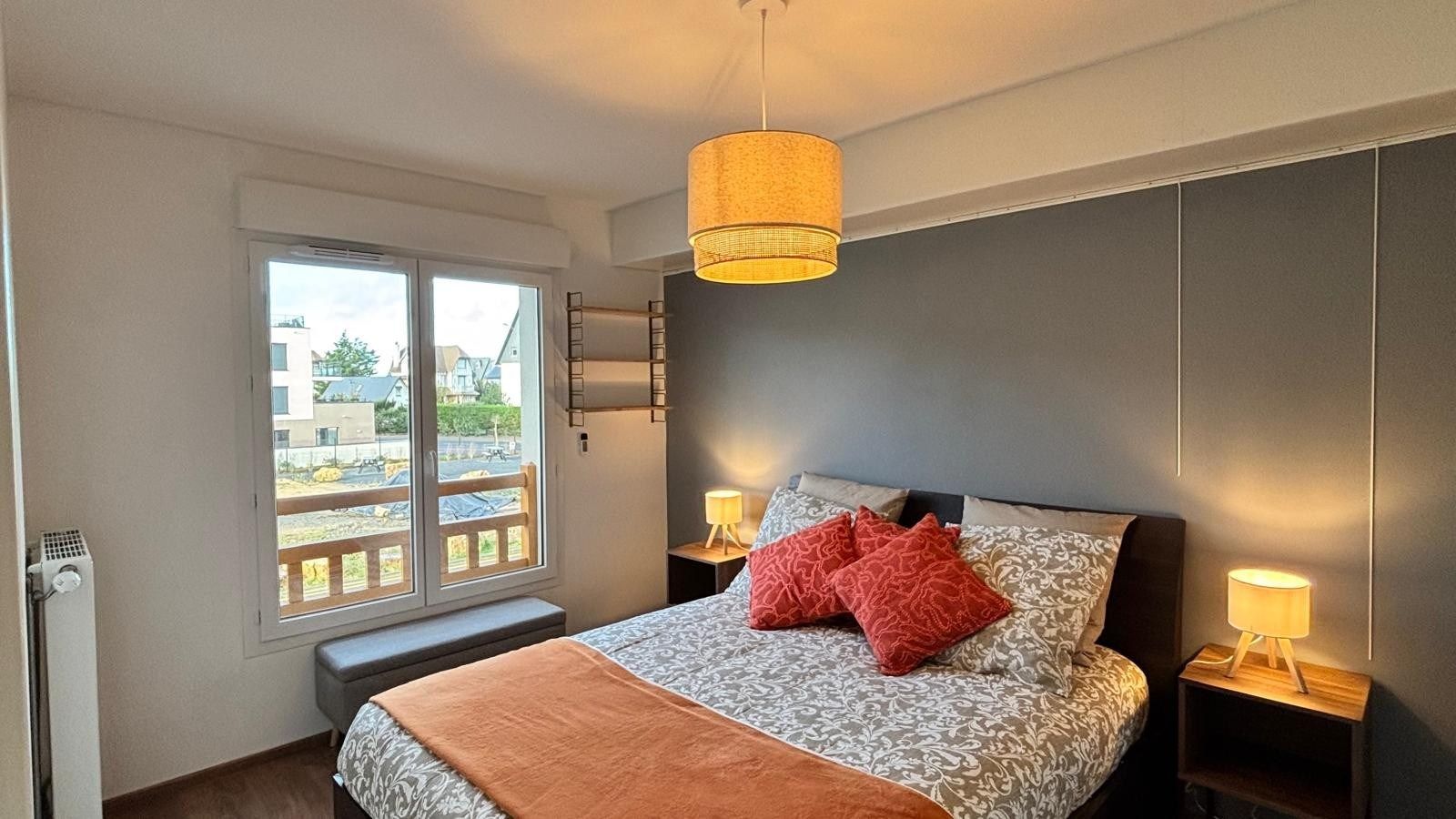 apartment 2 Rooms for seasonal rent on BENERVILLE SUR MER (14910)