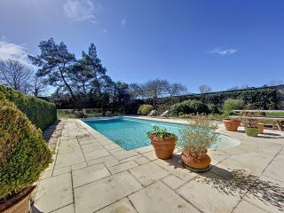 house 10 Rooms for sale on BAYEUX (14400)