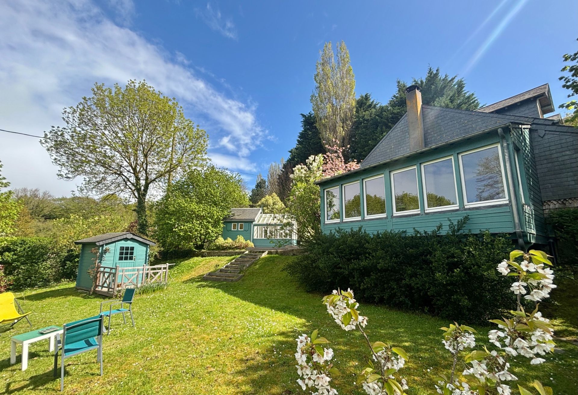 house 5 Rooms for sale on TROUVILLE SUR MER (14360)