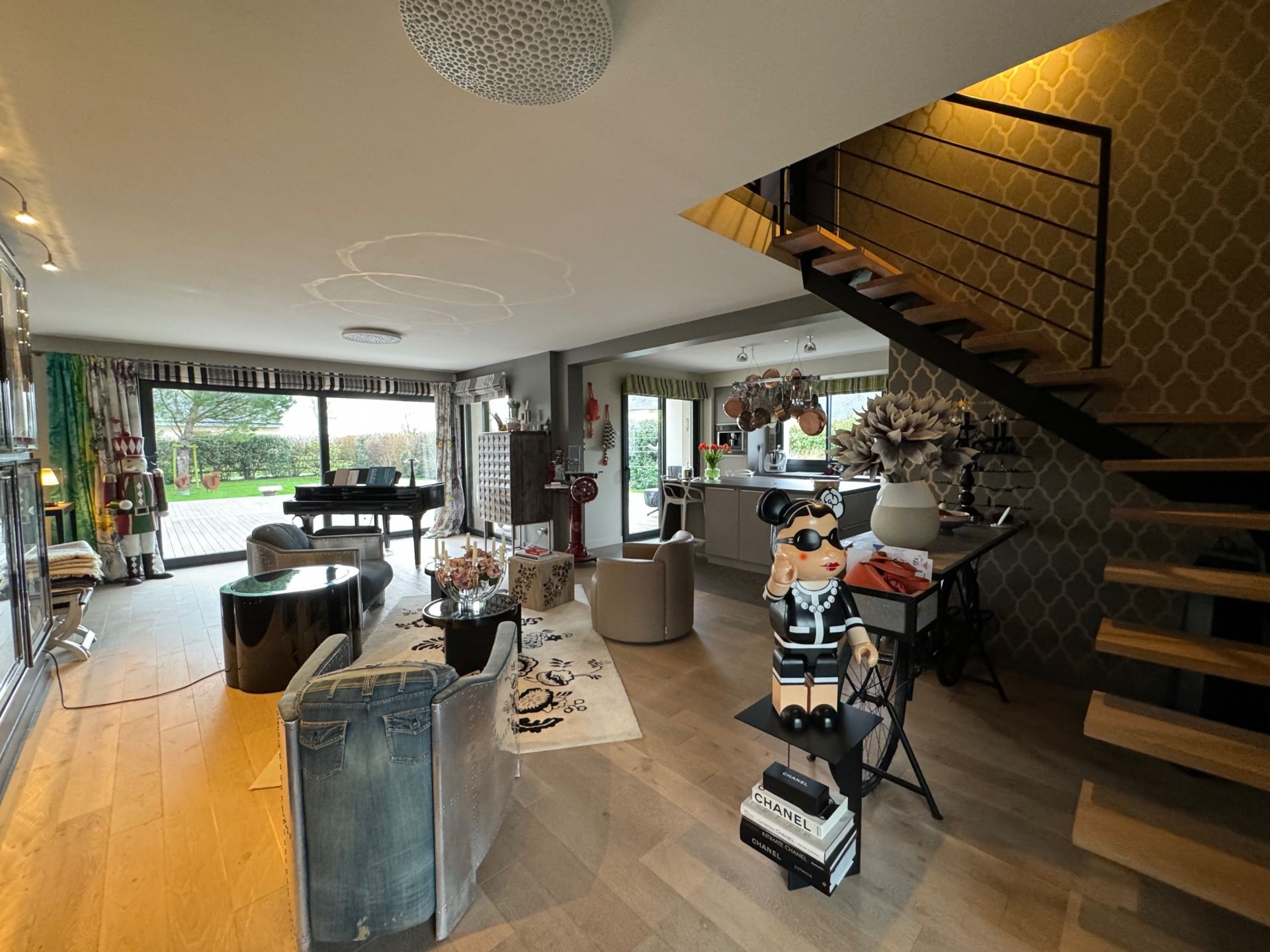 house 7 Rooms for sale on AVRANCHES (50300)