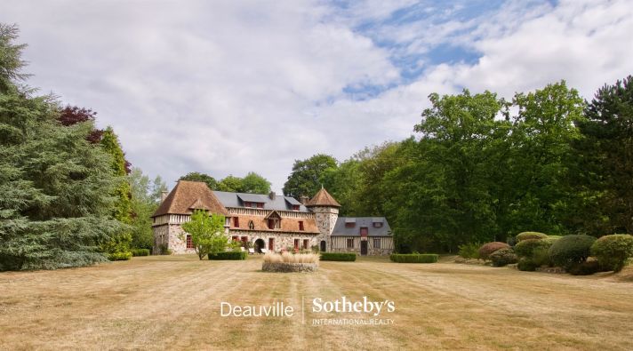 Sale Manor house Écaquelon 10&nbsp;Rooms 300&nbsp;m²