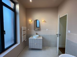 house 6 Rooms for sale on ROUEN (76000)