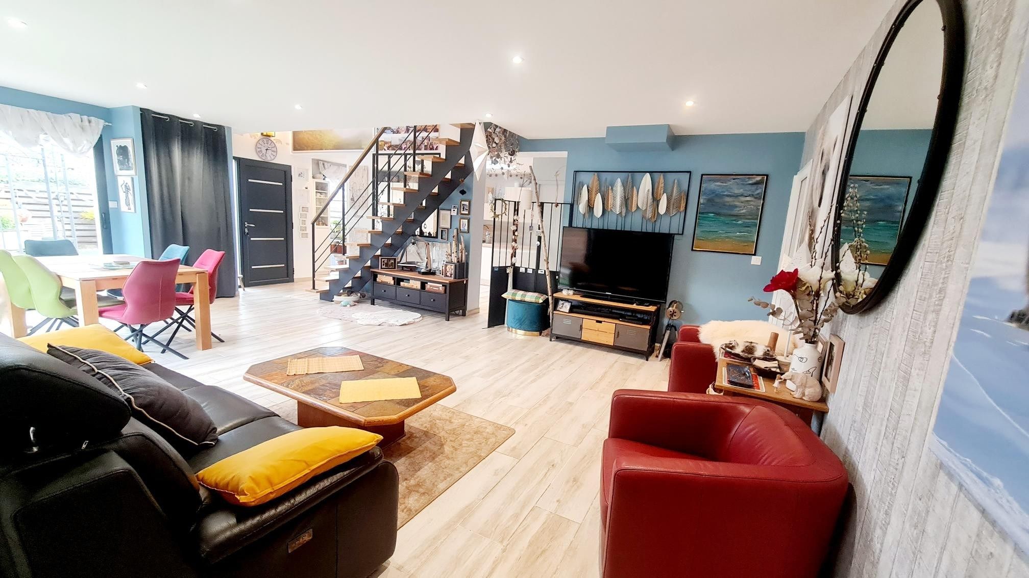 house 6 Rooms for sale on CABOURG (14390)