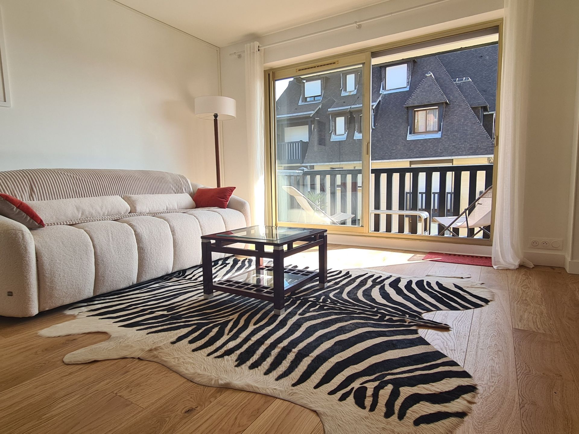 apartment 1 room for sale on DEAUVILLE (14800)