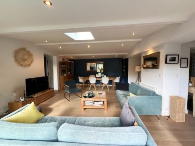 Sale Contemporary house Mont-Saint-Aignan 5&nbsp;Rooms 150&nbsp;m²