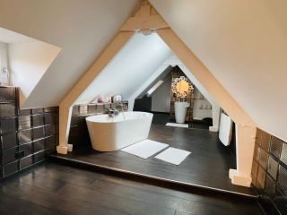 Norman house 14 Rooms for sale on REVIERS (14470)