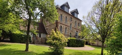 maison de maître 10 Pièces en vente sur BERNAY (27300)