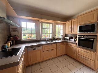 house 9 Rooms for sale on VAUX SUR AURE (14400)