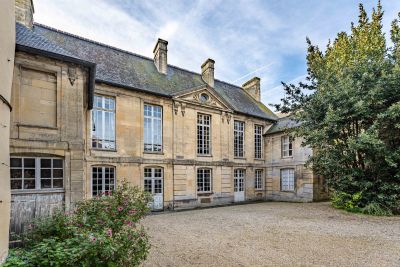 maison 15 Pièces en vente sur BAYEUX (14400) Vente Maison Bayeux 15 Pièces 300 m²
