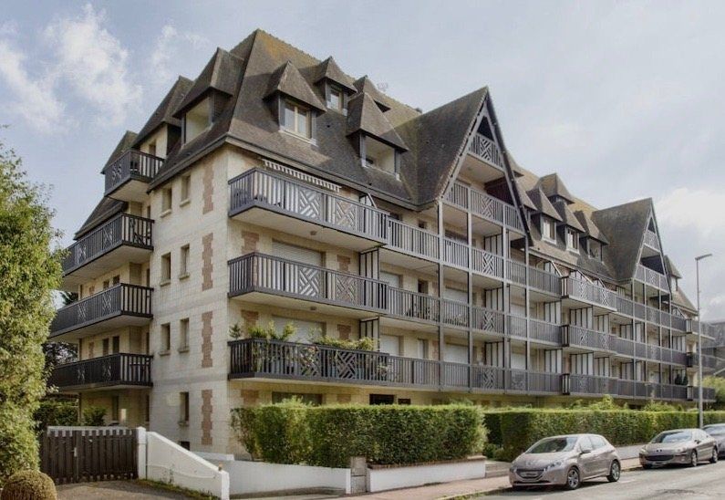 apartment 2 Rooms for rent on DEAUVILLE (14800)