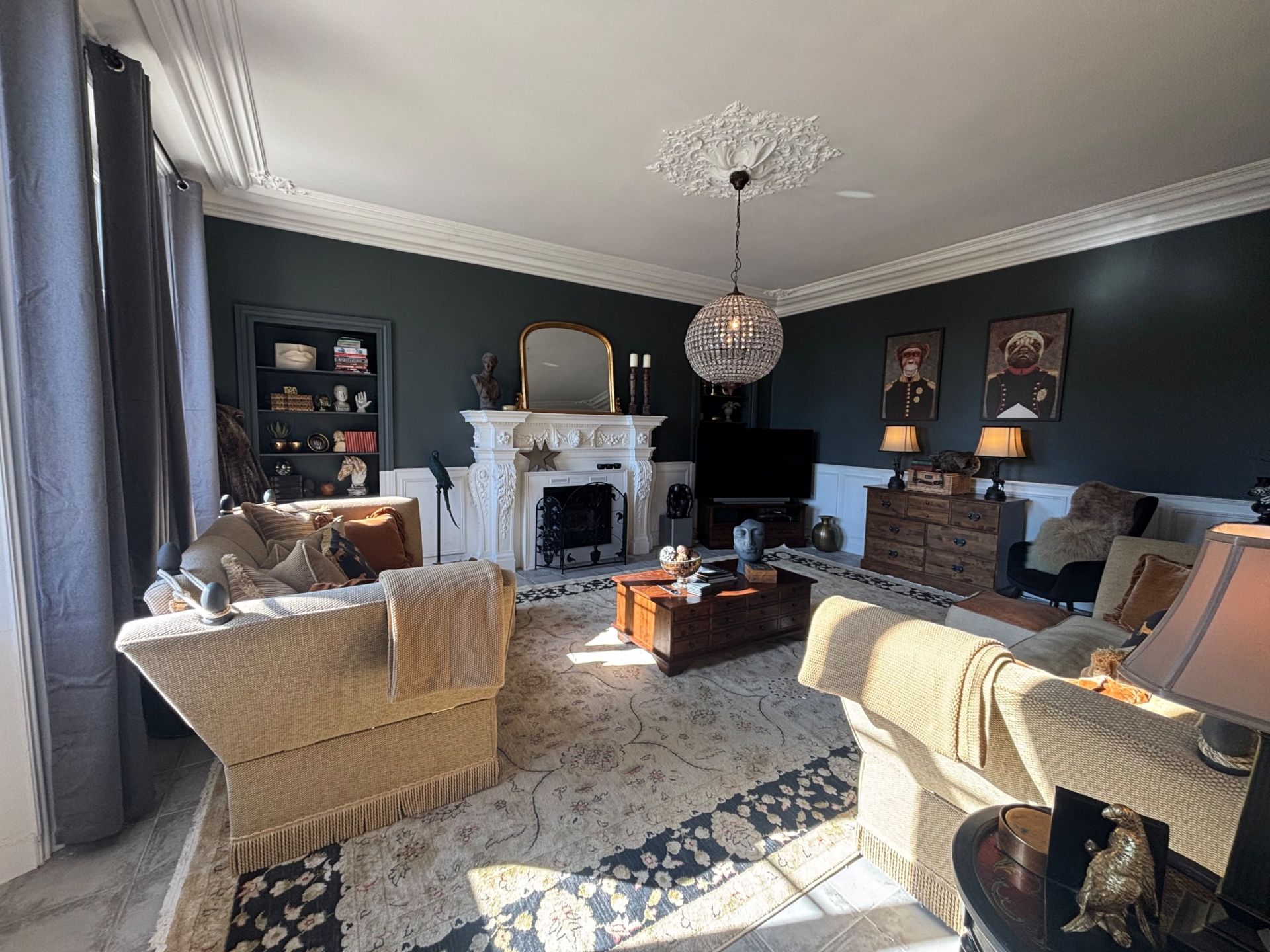 house 12 Rooms for sale on VIERVILLE SUR MER (14710)