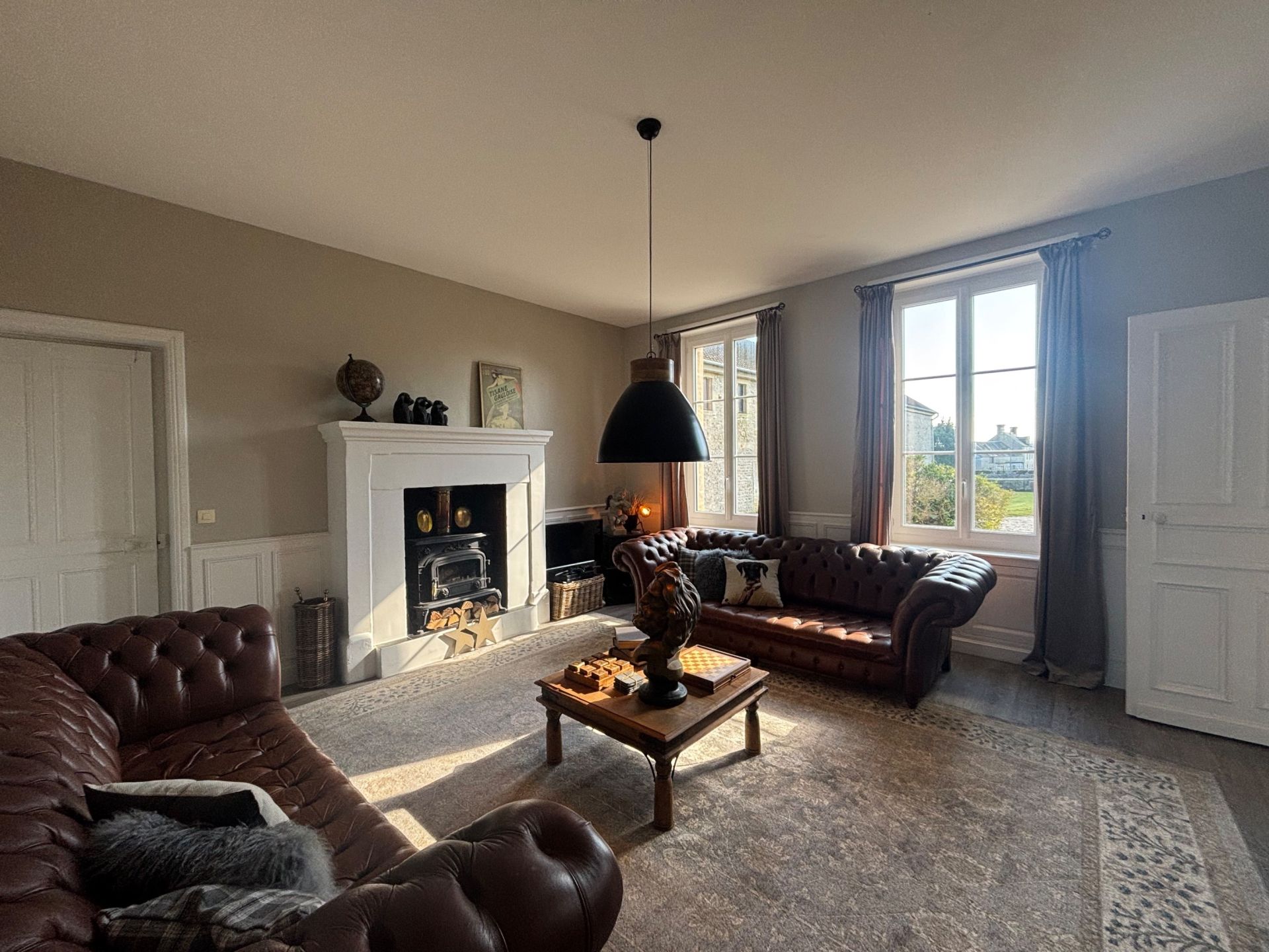 house 12 Rooms for sale on VIERVILLE SUR MER (14710)