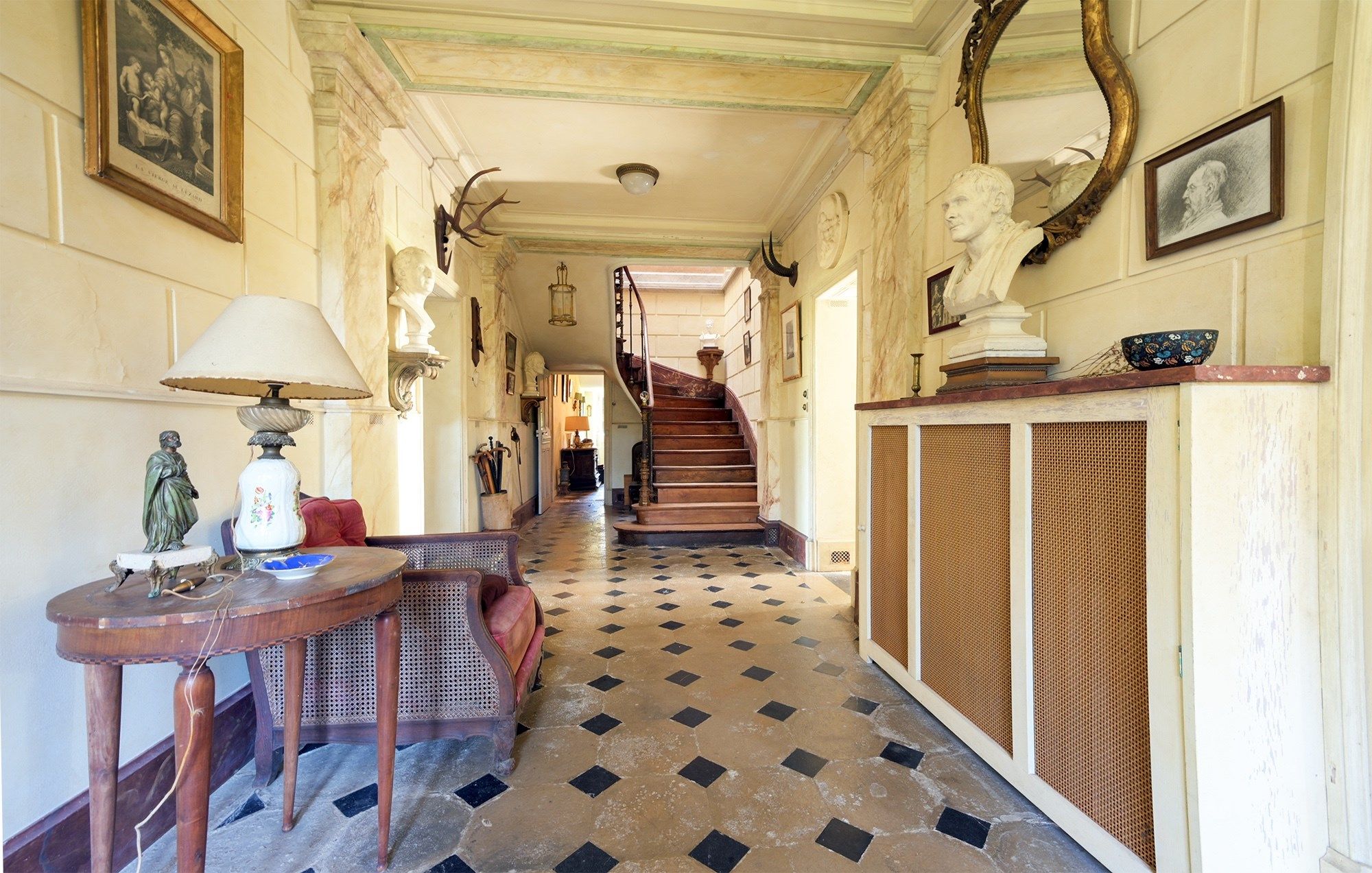 house 19 Rooms for sale on GRANDCAMP MAISY (14450)