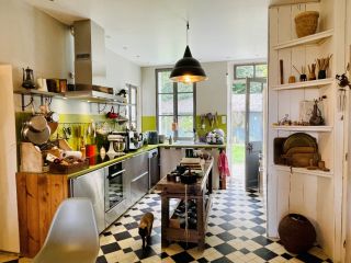 maison bourgeoise 10 Pièces en vente sur CAUMONT (27310)