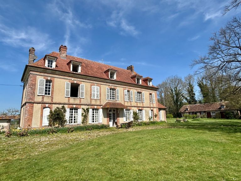 house 11 Rooms for sale on PIENCOURT (27230)