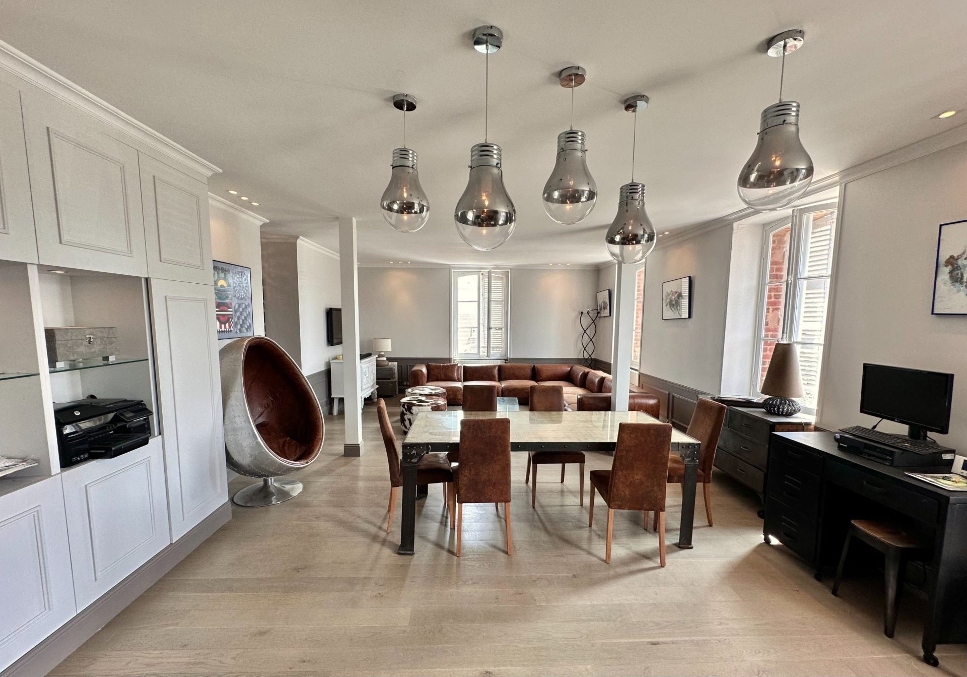 apartment 5 Rooms for sale on DEAUVILLE (14800)