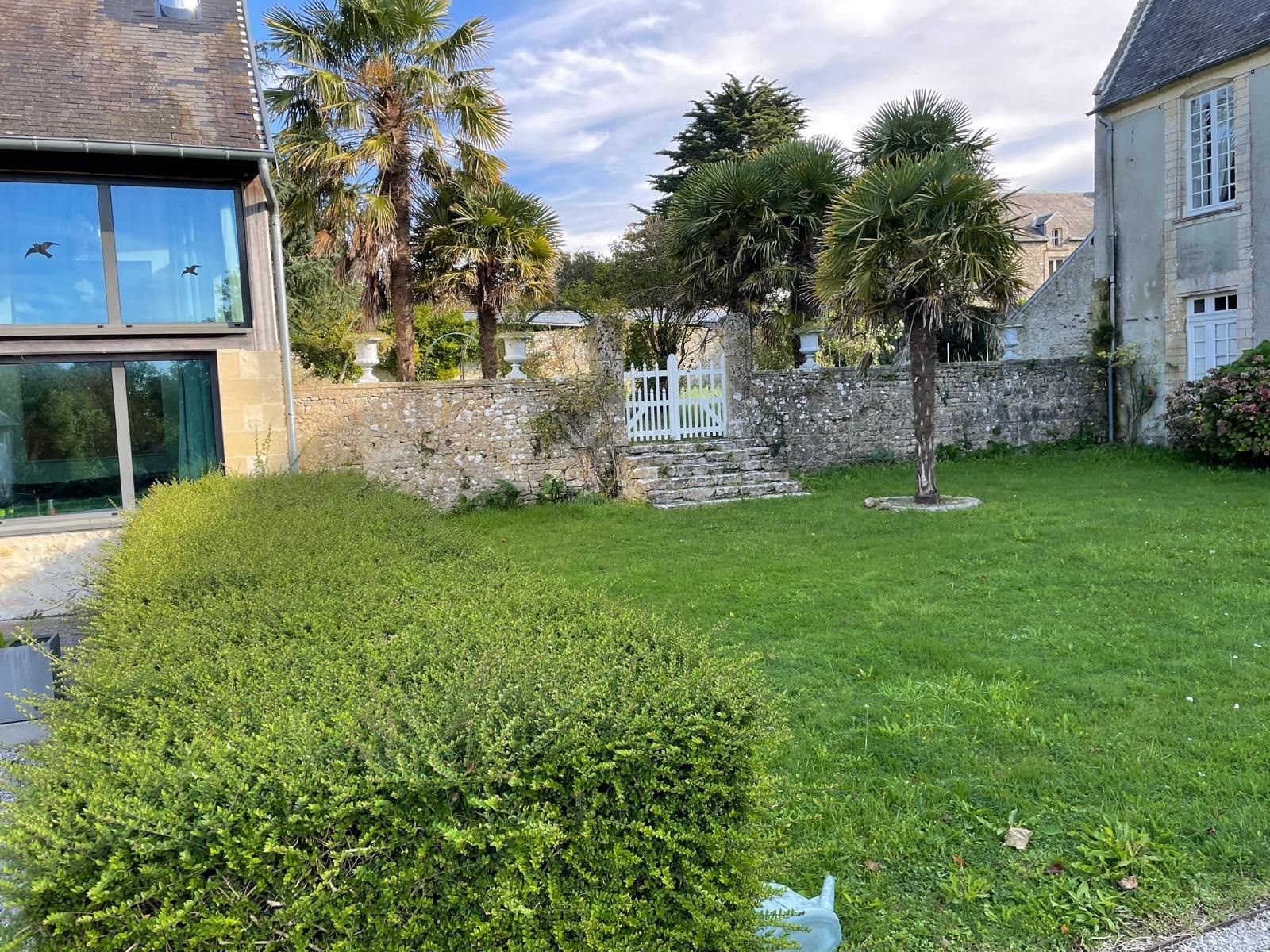 maison 14 Pièces en vente sur VIERVILLE SUR MER (14710)