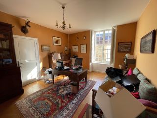 maison 14 Pièces en vente sur VIERVILLE SUR MER (14710)