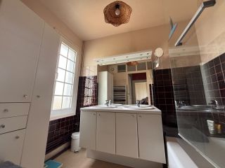 house 6 Rooms for sale on BONNEBOSQ (14340)