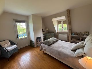 house 8 Rooms for sale on GLANVILLE (14950)