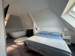 maison 8 Pièces en vente sur ASNELLES (14960)