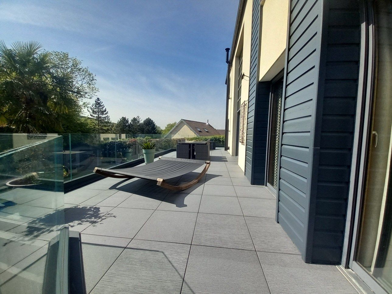 maison contemporaine 10 Pièces en vente sur MALAUNAY (76770)