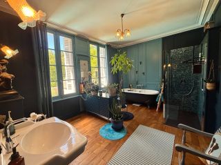 propriété 8 Pièces en vente sur CORNEVILLE SUR RISLE (27500)