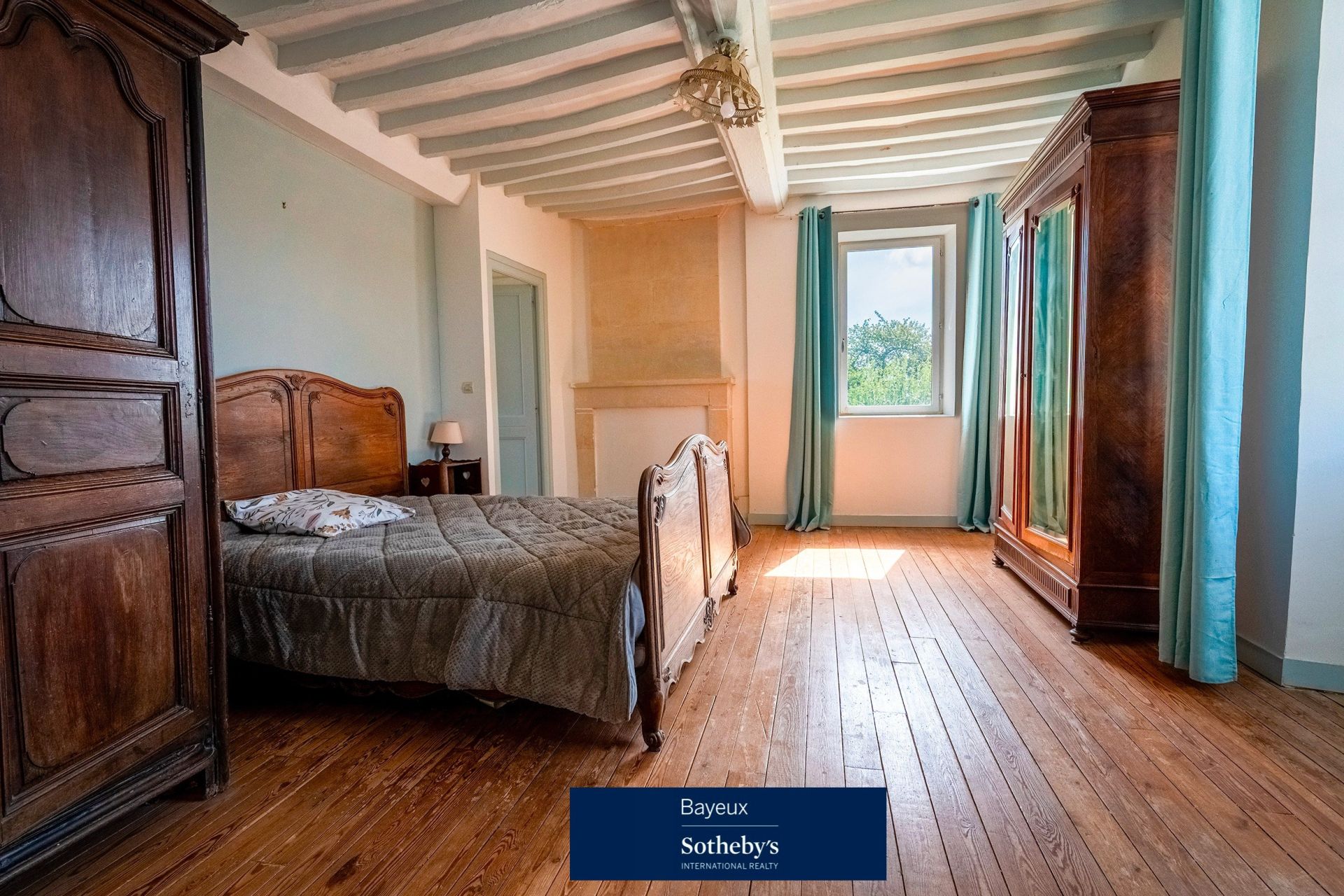 long house 9 Rooms for sale on ROTS (14740)