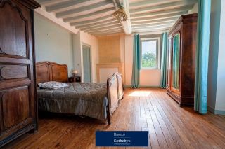 long house 9 Rooms for sale on ROTS (14740)